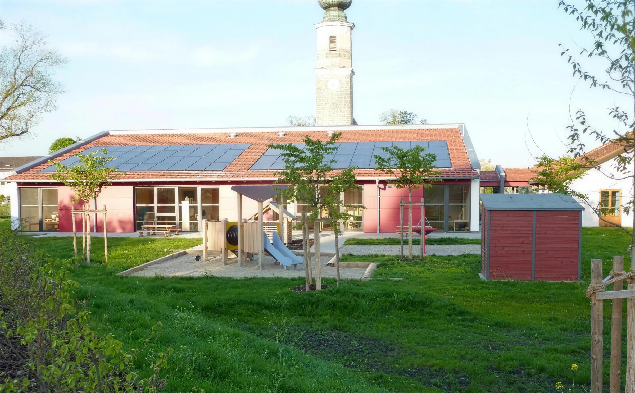 Blick auf den Eingangsbereich des Kindergartens